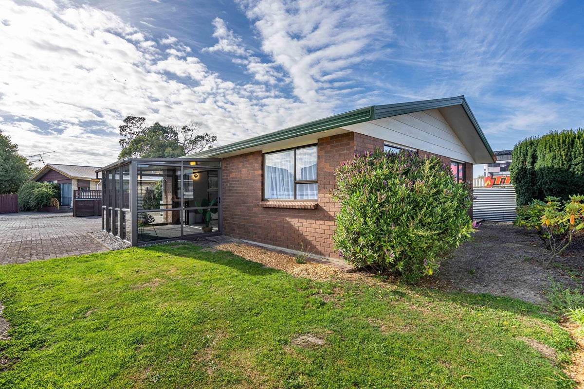 280C Princes Street, Strathern, Invercargill - Carousel 1