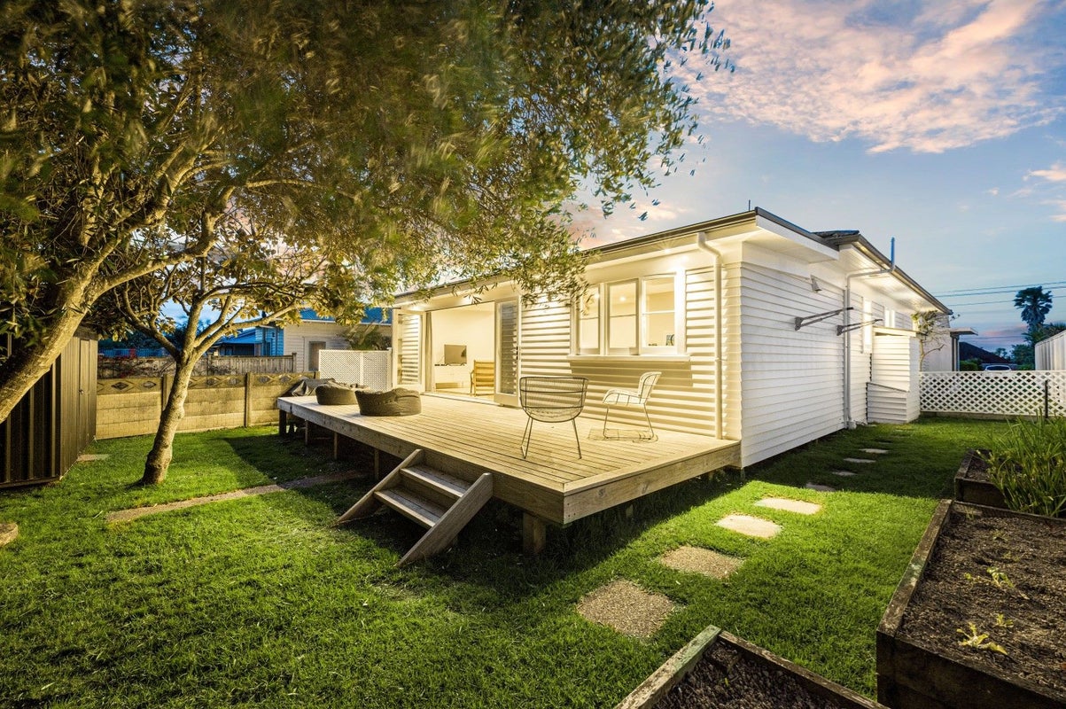 43 Aramoana Avenue, Devonport, Auckland - Carousel 1