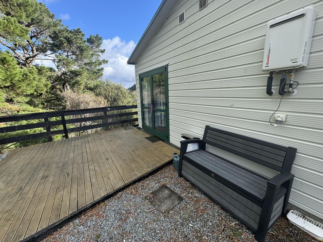 752 Moonshine Hill Road, Moonshine Valley, Porirua - Carousel 1