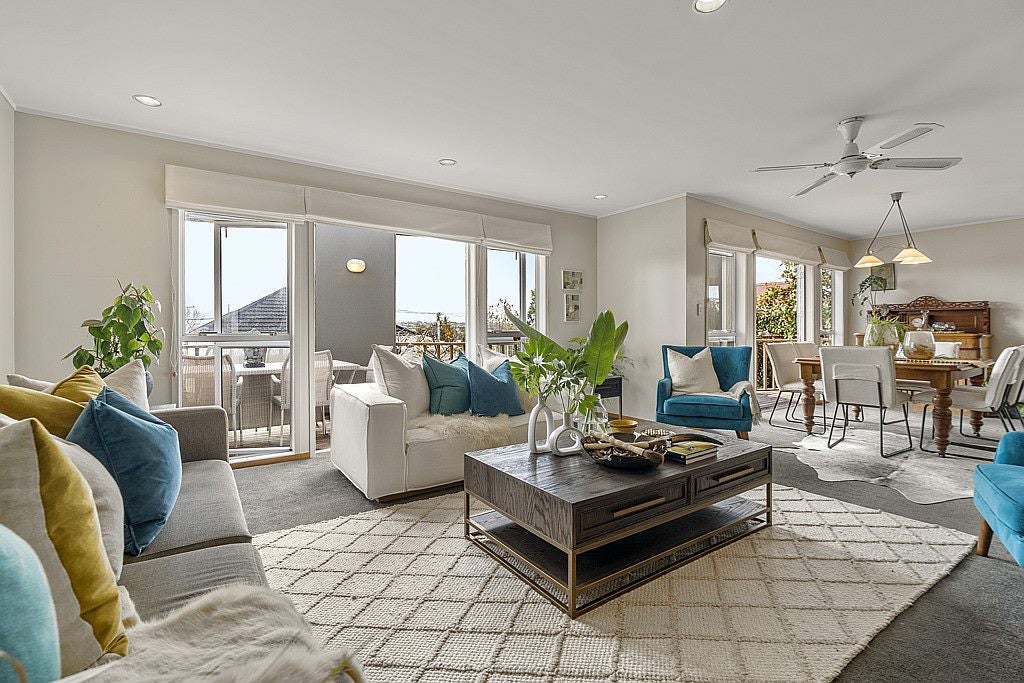 2/32 Beresford Street, Bayswater, Auckland - Carousel 1