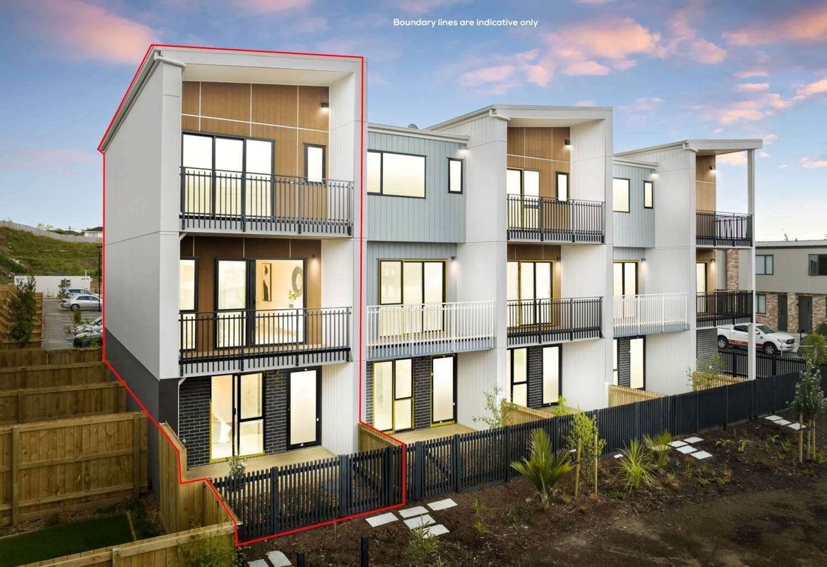 9 Pungarehu Loop, Mount Wellington, Auckland - Carousel 1