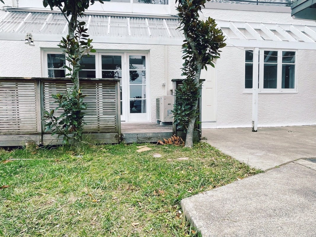 2/23 Codrington Crescent, Mission Bay, Auckland - Carousel 2
