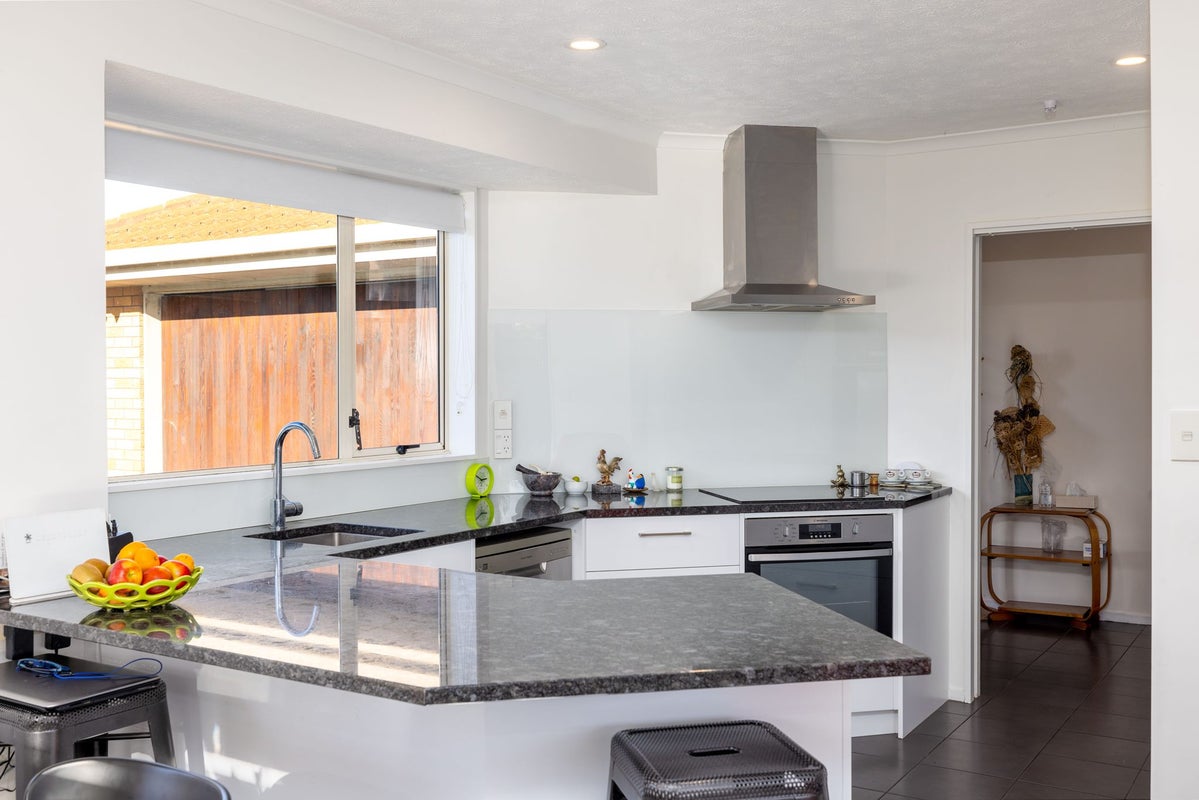 322A Pine Avenue, South New Brighton, Christchurch - Carousel 2