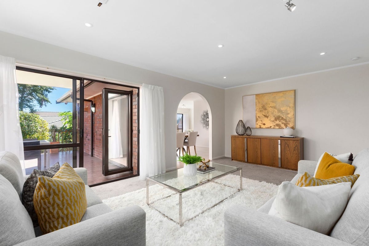 10 Eastridge Court, Northpark, Auckland - Carousel 2