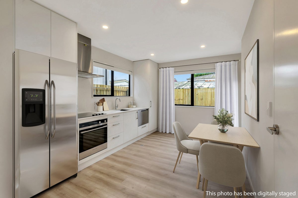6/12 Edward Avenue, Edgeware, Christchurch - Carousel 2