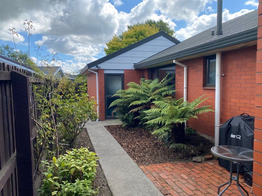 15 Connemara Drive, Northwood, Christchurch - Carousel 24