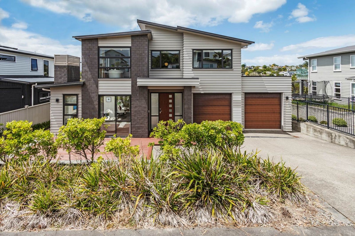 12 Remuremu Street, Long Bay, Auckland - Carousel 2