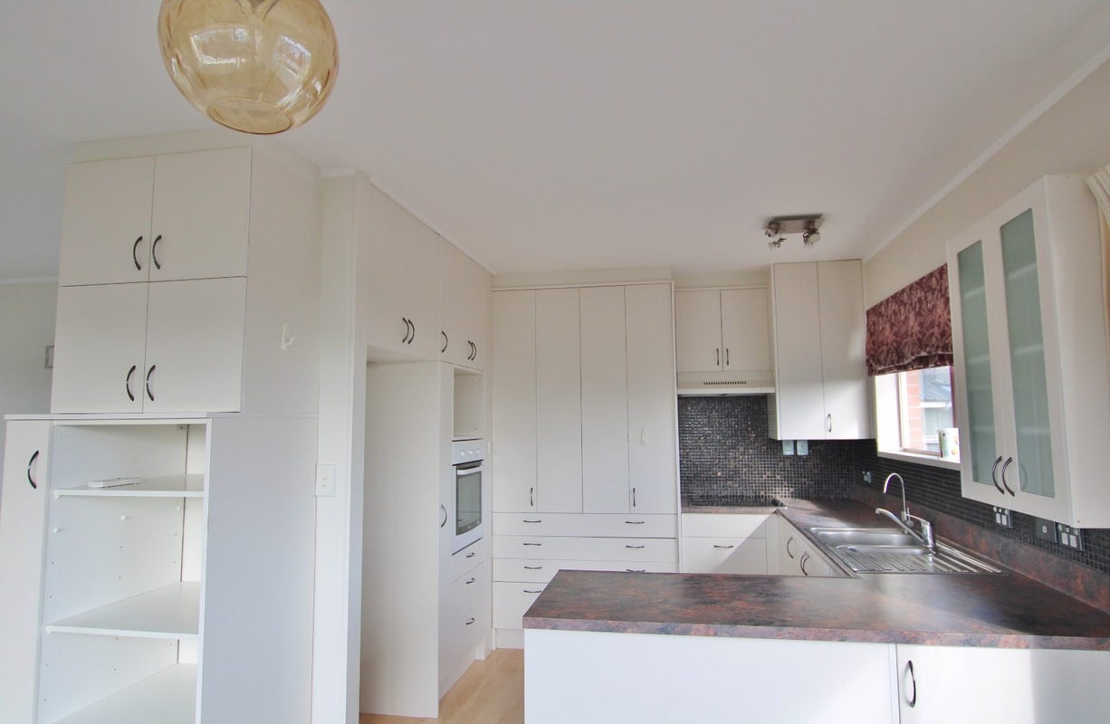 1/26 Cromdale Avenue, Highland Park, Auckland - Carousel 2