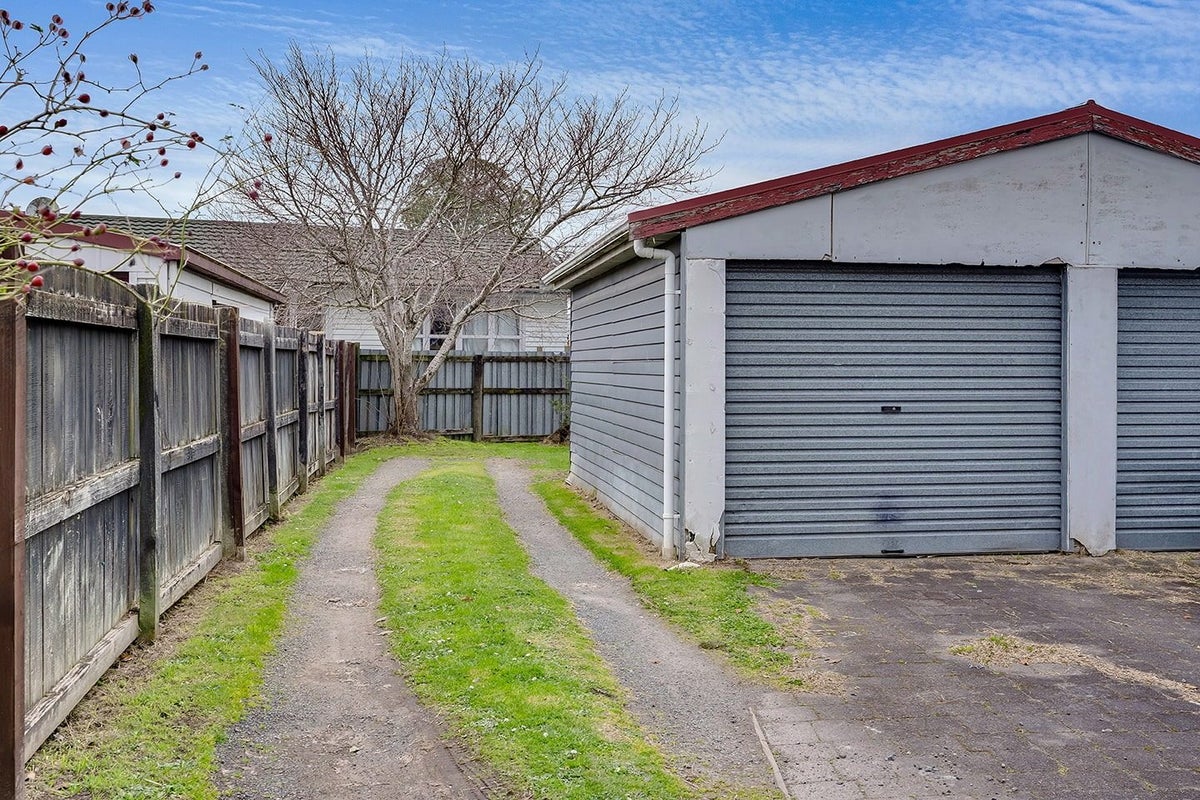 62 Garland Drive, St Andrews, Hamilton - Carousel 19