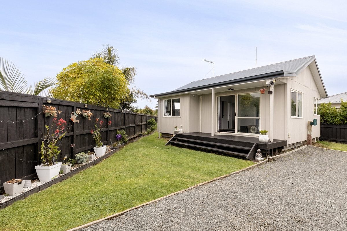 14B Sinclair Street, Greerton, Tauranga - Carousel 1