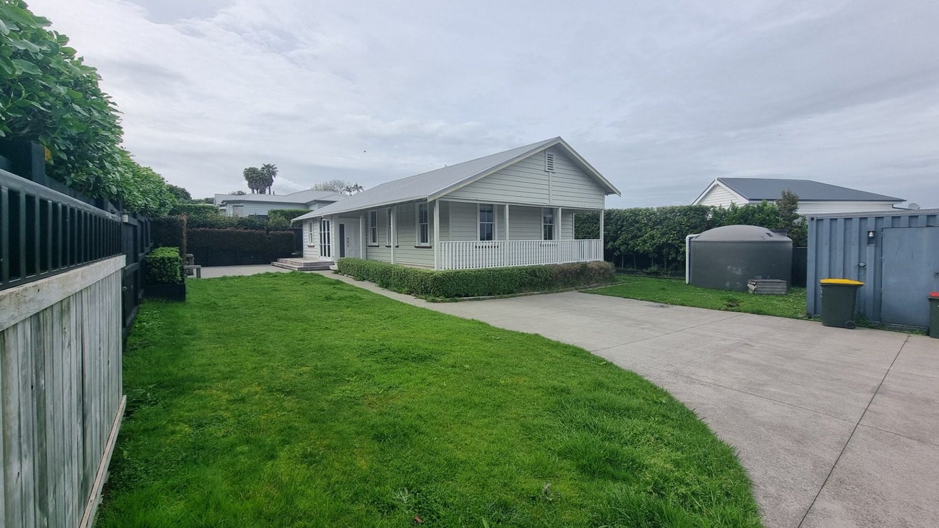 64A Karaka Road, Beachlands, Auckland - Carousel 1