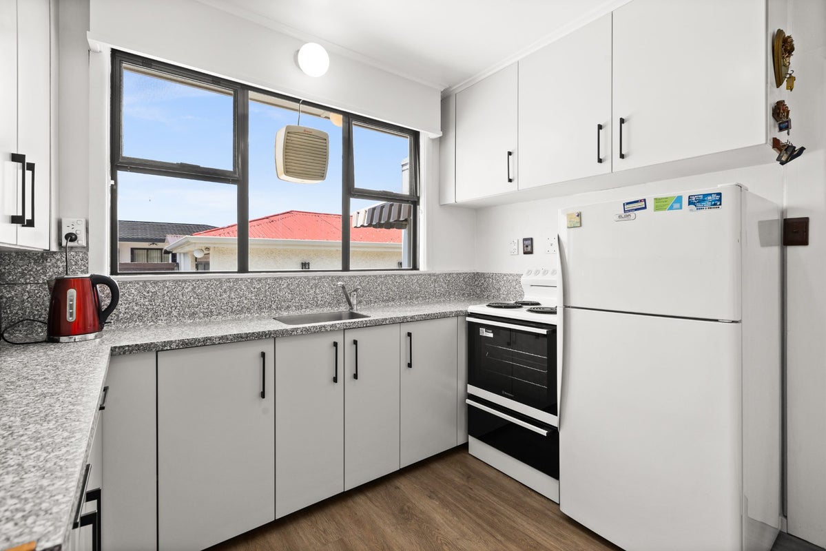 1/290 Kennedy Road, NAPIER SOUTH, NAPIER - Carousel 2