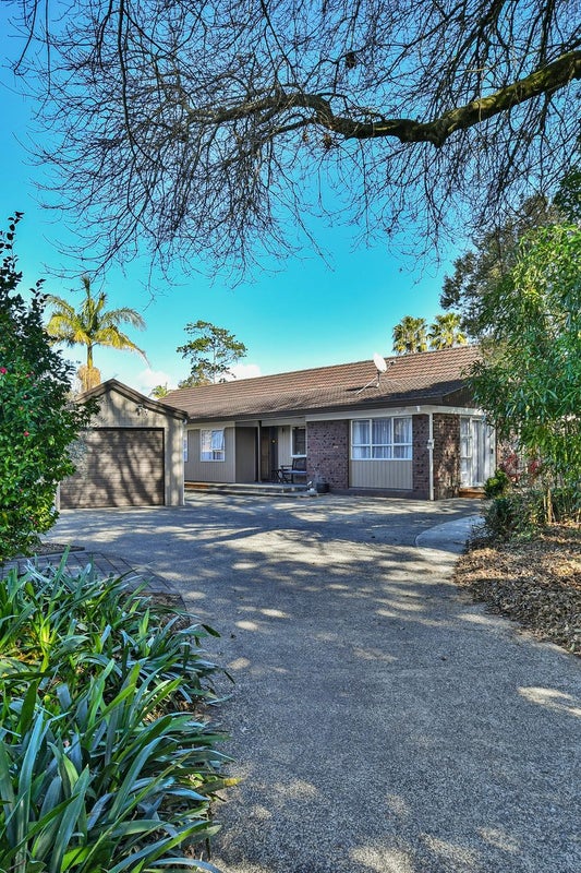 4 The Spinney, Pahurehure, Papakura - Carousel 21