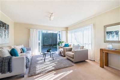 1/3 Gordon Avenue, Forrest Hill, Auckland - Carousel 2