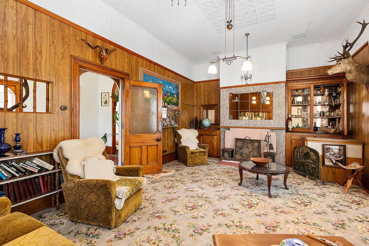 129 Clyde Street, Island Bay, Wellington - Carousel 2