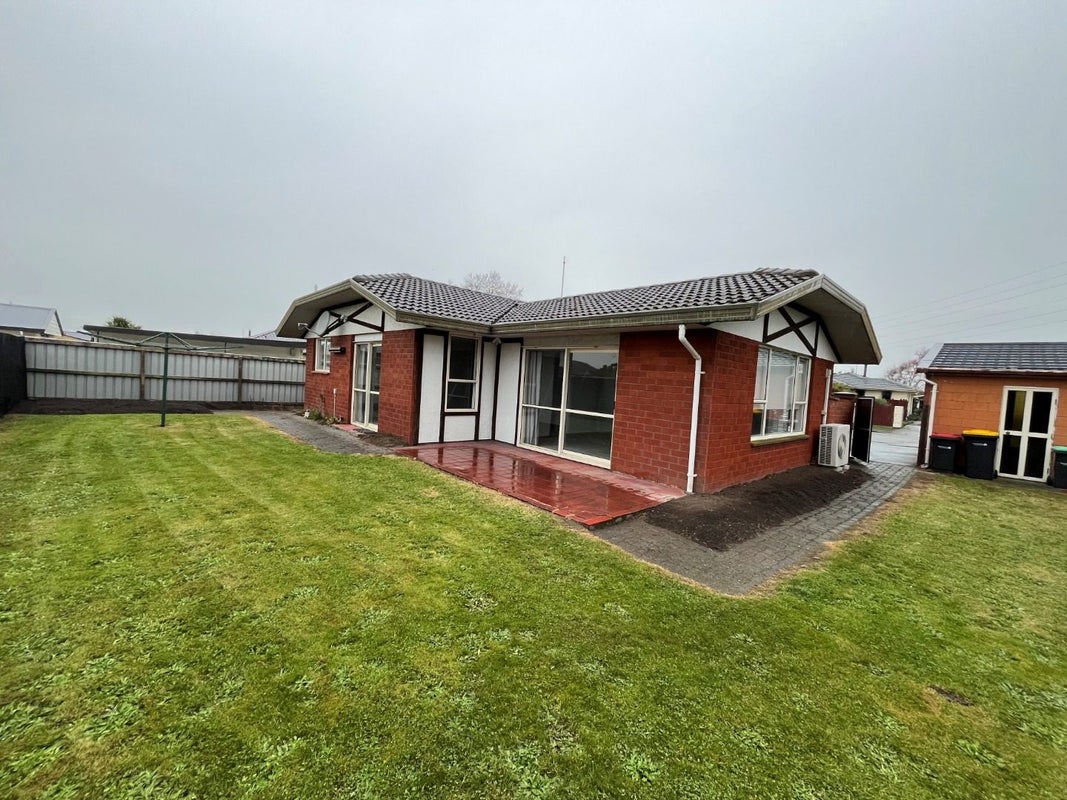107 Denise Crescent, Hornby, Christchurch - Carousel 2