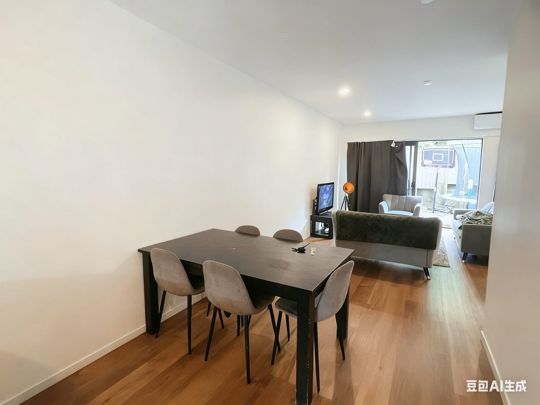 8 Korokio Lane, Henderson, Auckland - Carousel 18