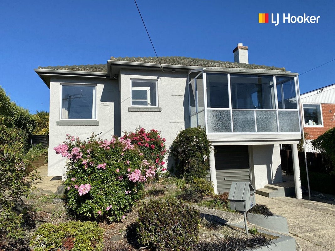 45 Mornington Road, Balaclava, Dunedin - Carousel 2