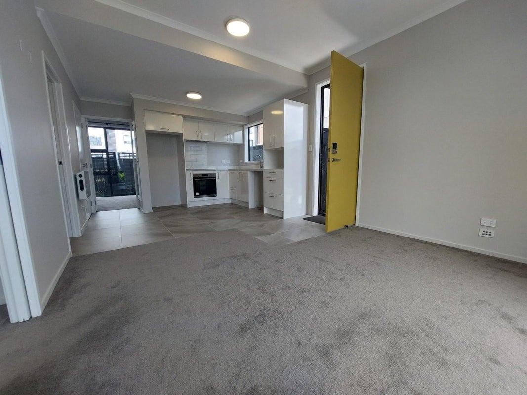 26 Raranga Lane, Hobsonville, Auckland - Carousel 2