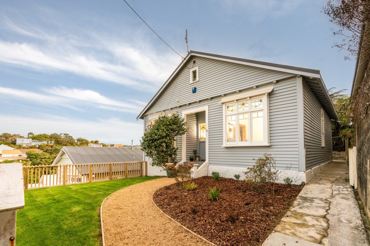 44 Mills Road, Brooklyn, Wellington, Wellington - Carousel 1