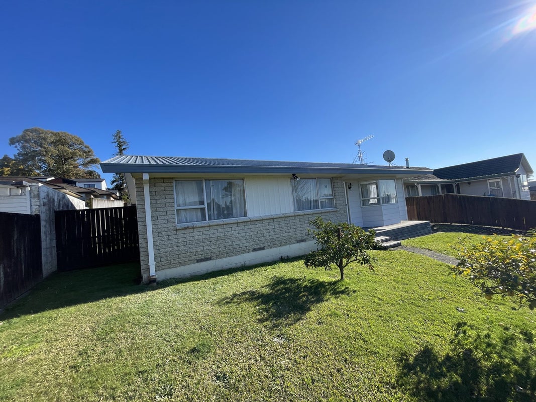 3 Hyde Avenue, Nawton, Hamilton - Carousel 14