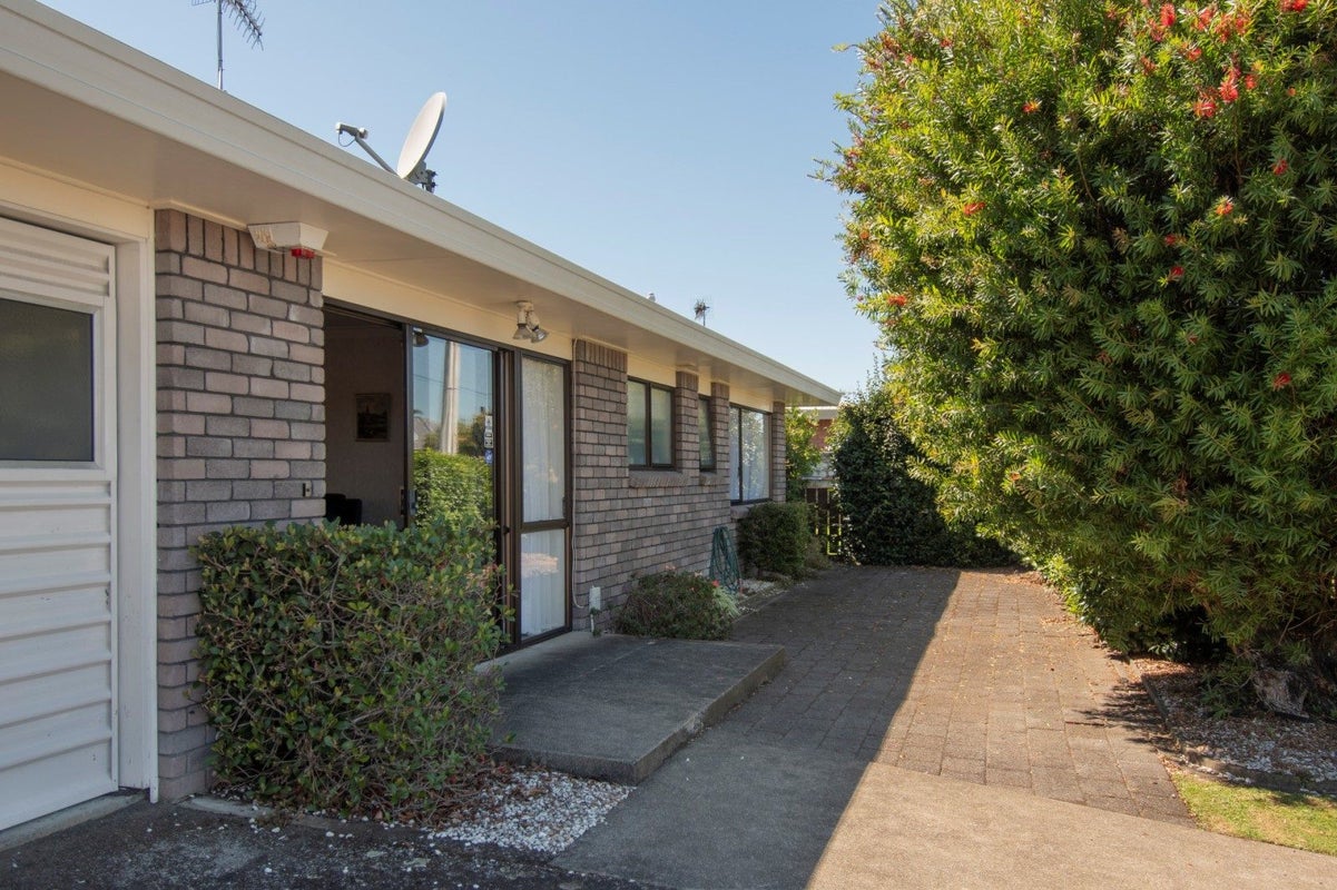 1/12 Pemberton Crescent, Greerton, Tauranga - Carousel 2