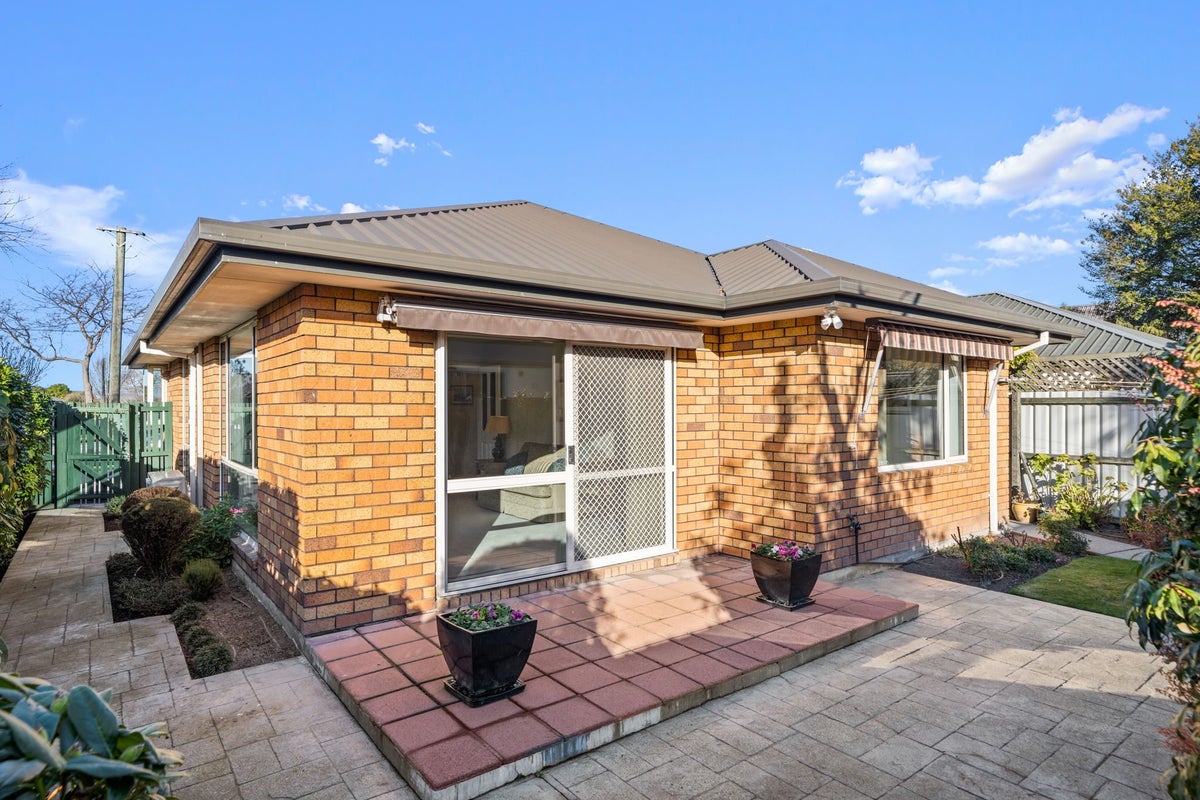 2/15 Withells Road, Avonhead, Christchurch - Carousel 2