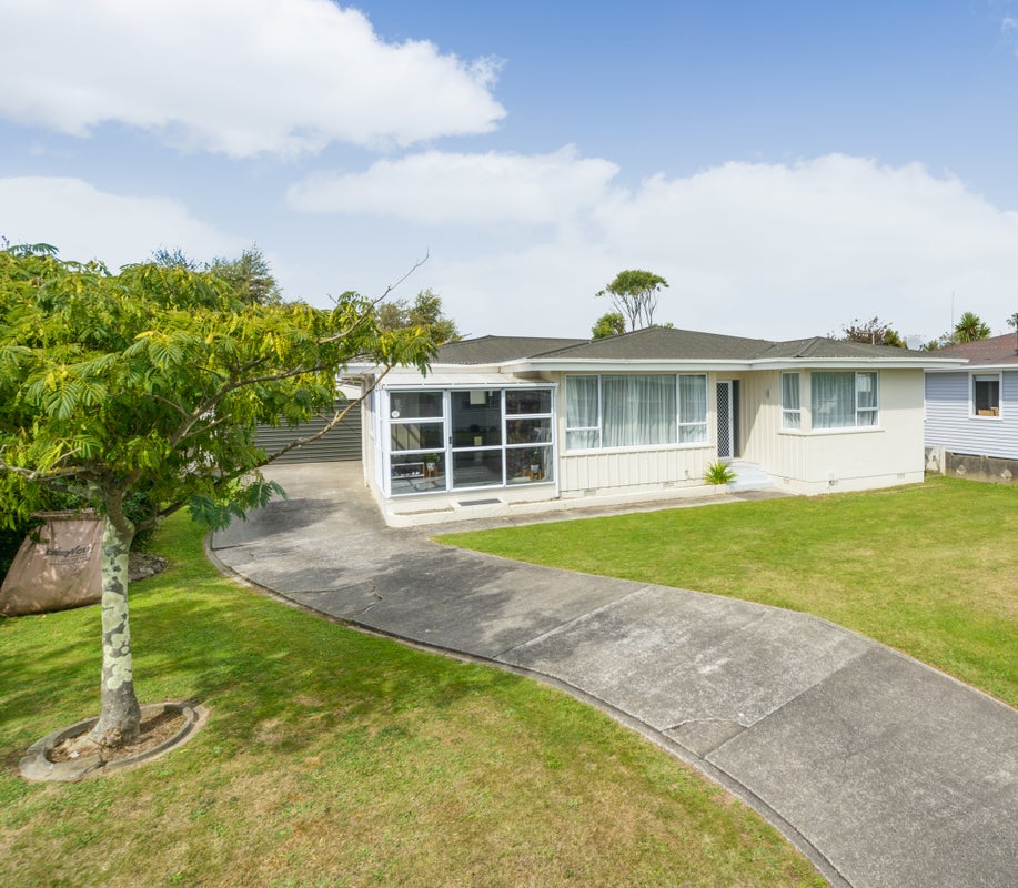 44 Holdsworth Avenue, Milson, Palmerston North - Carousel 1