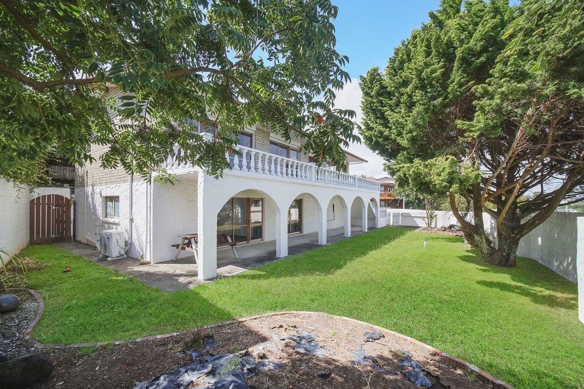 2 Icarus Place, Half Moon Bay, Auckland - Carousel 21