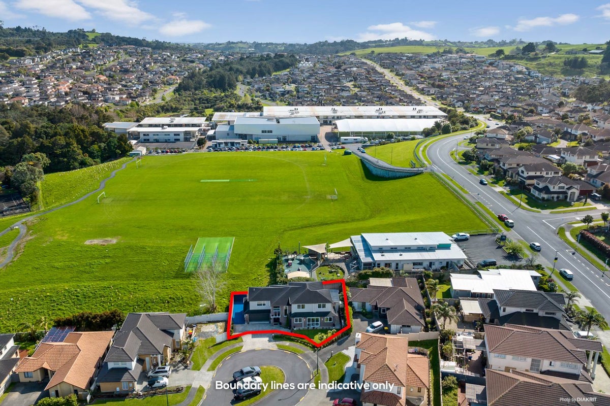 22 Savina Court, Flat Bush, Auckland - Carousel 2