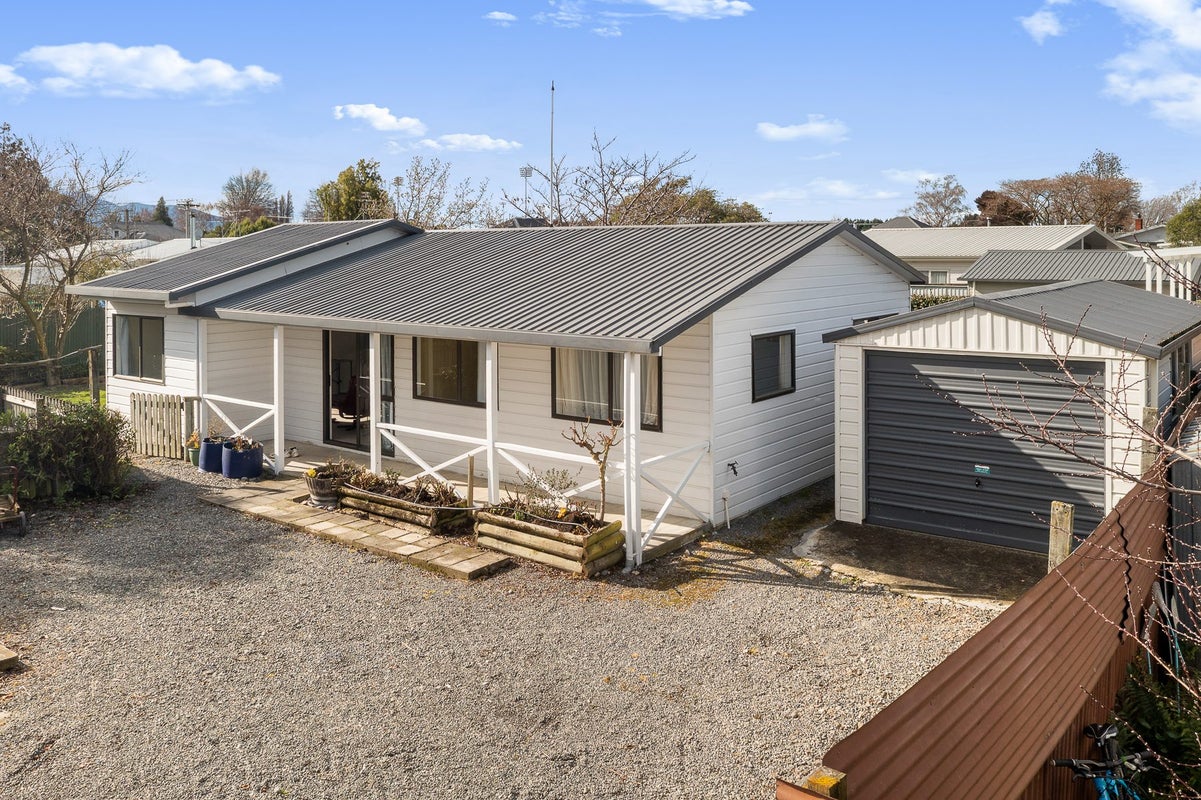 8A Linton Street, Mayfield, Blenheim - Carousel 1