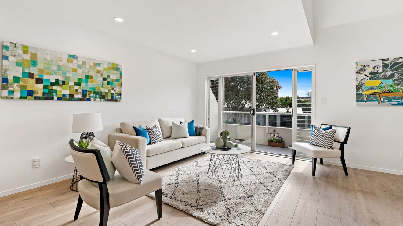 26 Banks Road, Mount Wellington, Auckland - Carousel 1