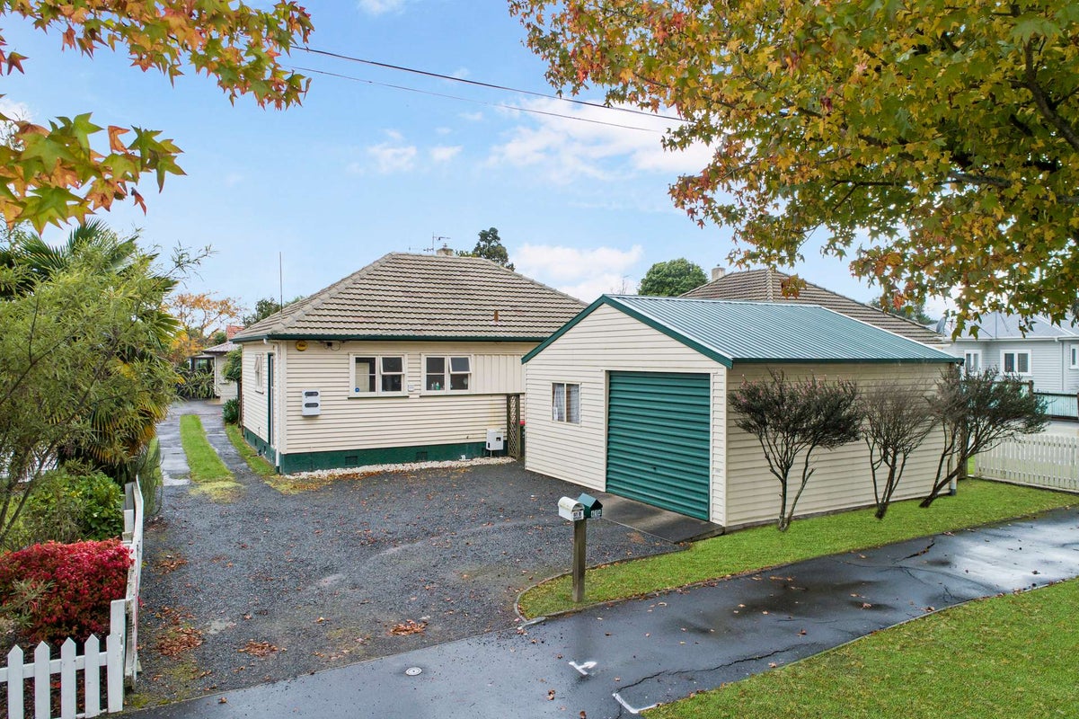 61A Claude Street, Fairfield, Hamilton - Carousel 1