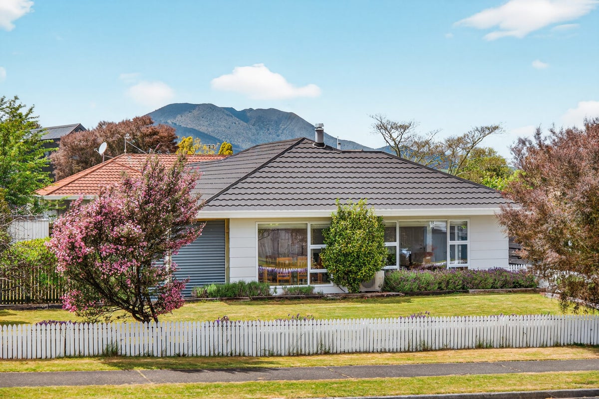 39 Acacia Bay Road, Nukuhau, Taupo - Carousel 2