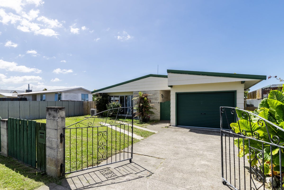 808 Ferguson Street, Akina, Hastings - Carousel 16