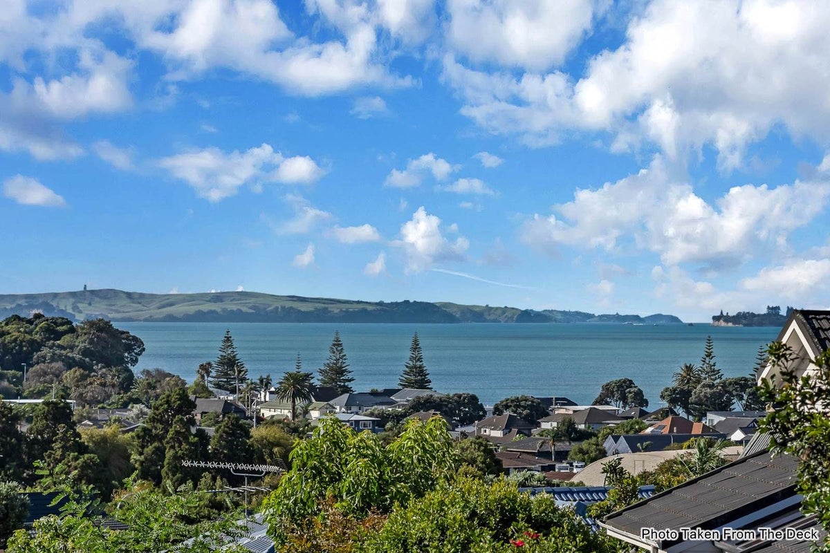 56 Oliver Road, Eastern Beach, Auckland - Carousel 2