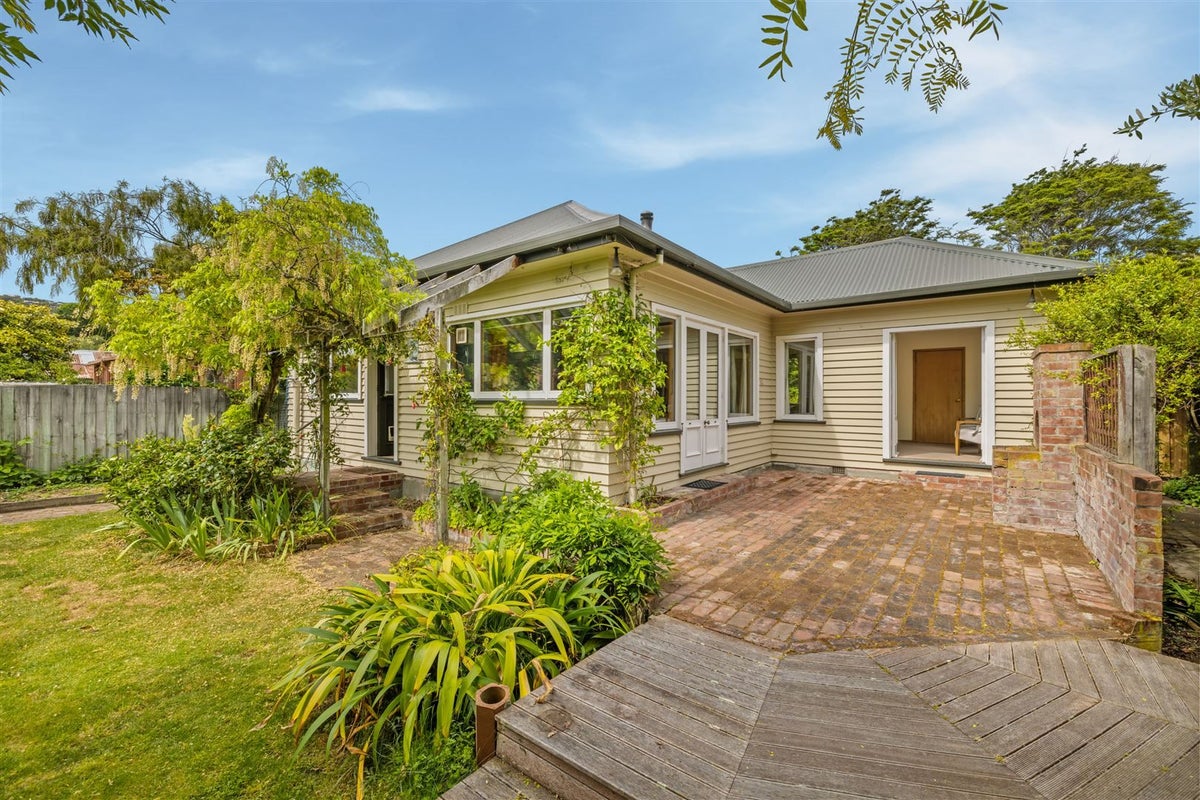 31 Taupata Street, Redcliffs, Christchurch - Carousel 2