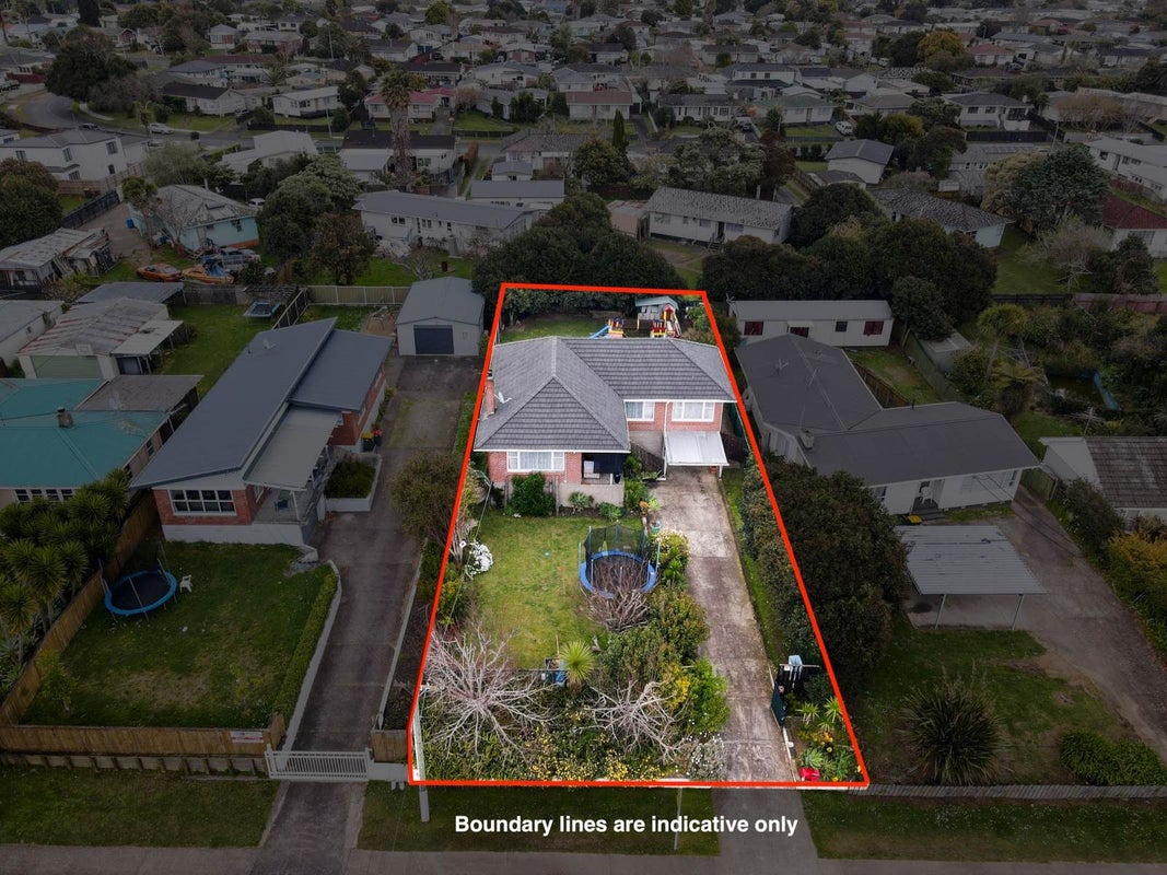 20 McKean Avenue, Manurewa, Auckland - Carousel 1