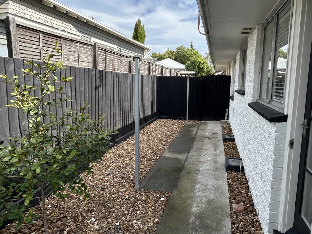 1/92 Shakespeare Road, Waltham, Christchurch - Carousel 11