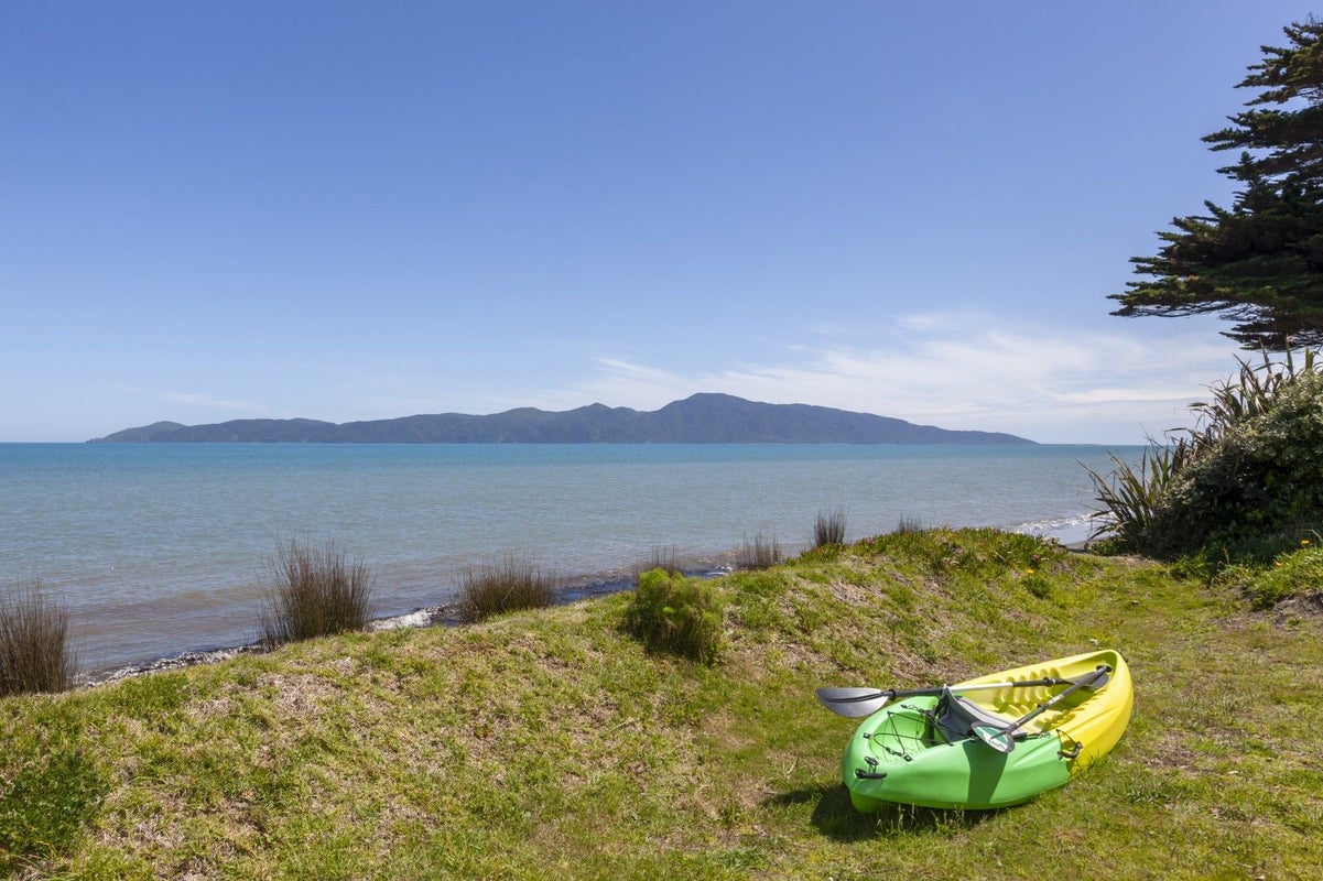 237 Rosetta Road, Raumati Beach, Paraparaumu - Carousel 2