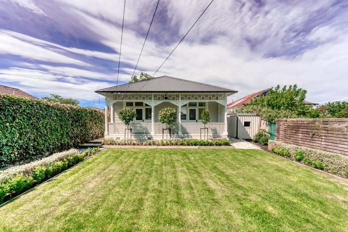 16 Albany Street, St Albans, Christchurch - Carousel 2