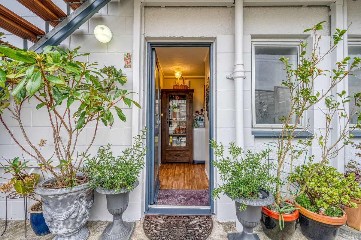 6/74 Dominion Park Street, Johnsonville, Wellington - Carousel 1