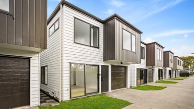 6/20 Metcalfe Road, Ranui, Auckland - Carousel 1