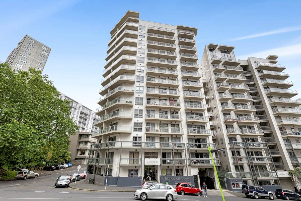 8A/2 White Street, Auckland Central, Auckland - Carousel 1