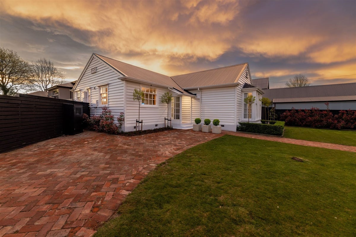 27 Clifford Avenue, Merivale, Christchurch - Carousel 2