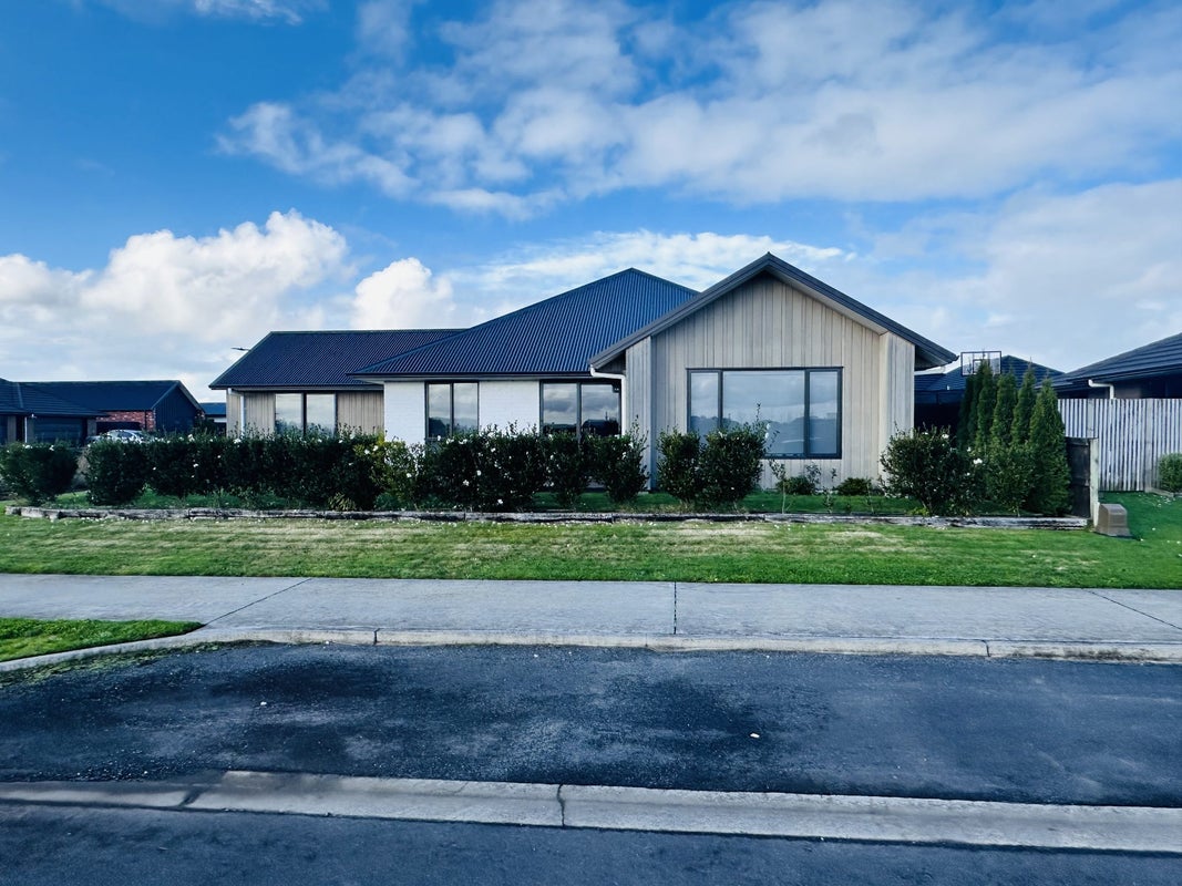 2 Tekapo Road, Baverstock, Hamilton - Carousel 13