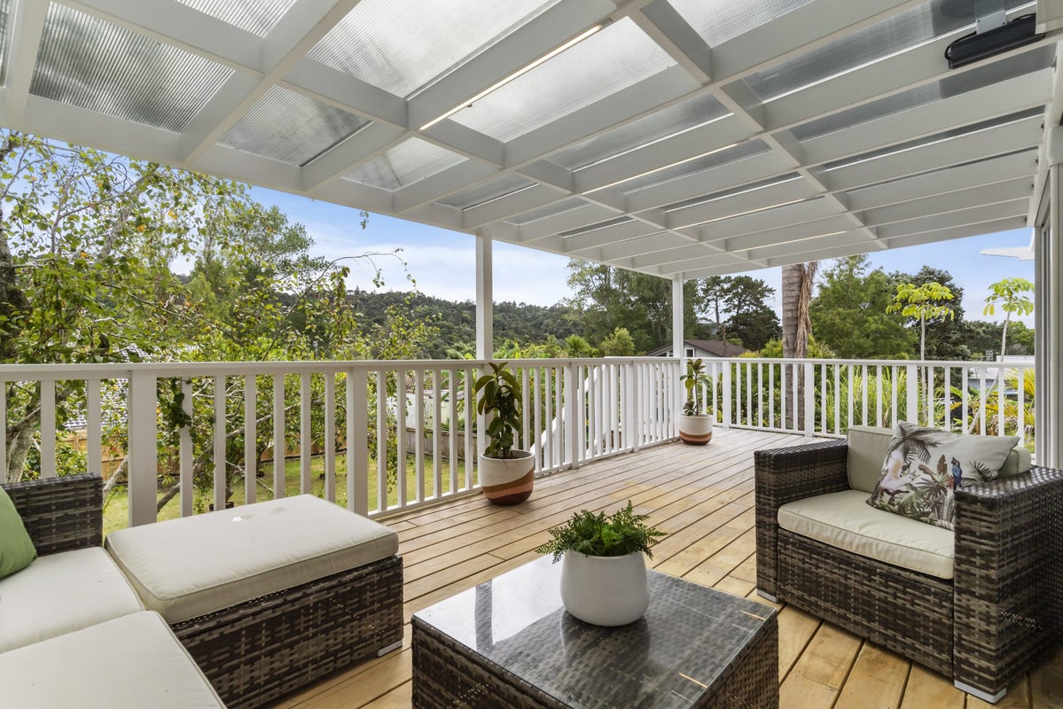 20 Ranch Avenue, Beach Haven, Auckland - Carousel 2