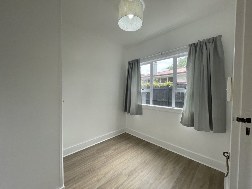 178 Manukau Road, Epsom, Auckland - Carousel 12