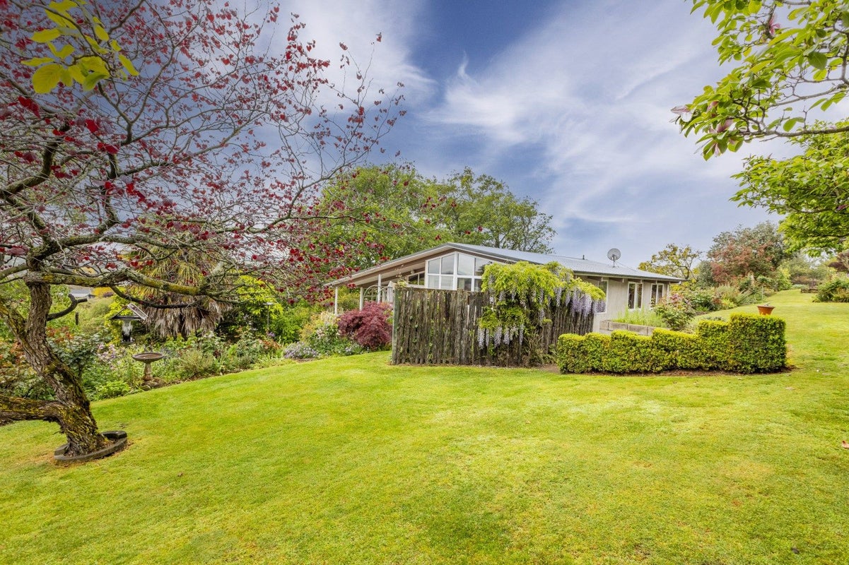 1A Reservoir Road, Waipukurau, Central Hawke's Bay, Hawke's Bay - Carousel 1