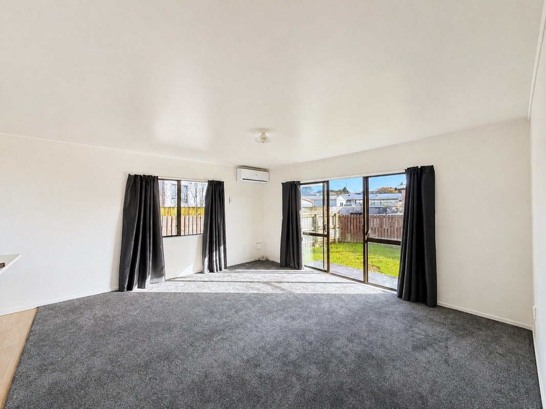 1/44 Shifnal Drive, Randwick Park, Auckland - Carousel 2